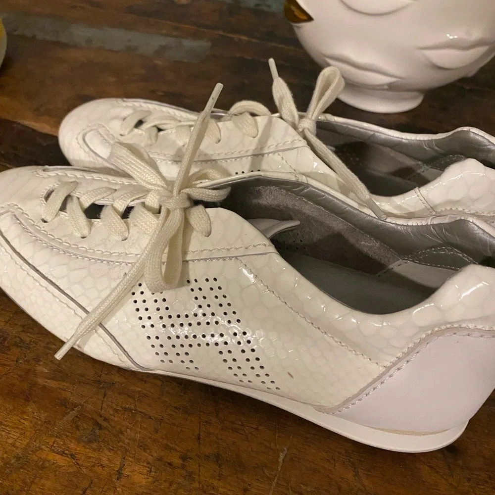 NWOT Hogan leather trainers / sneakers. made in Italy - Picture 6 of 12